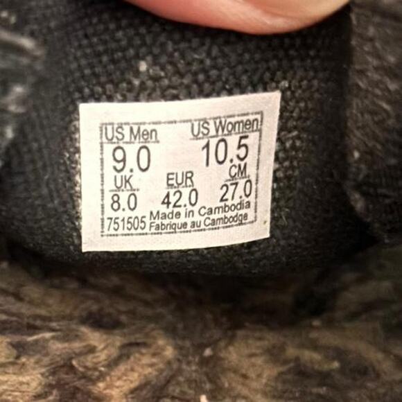 Black Vans slip on trainers with animal print - Picture 4 of 4